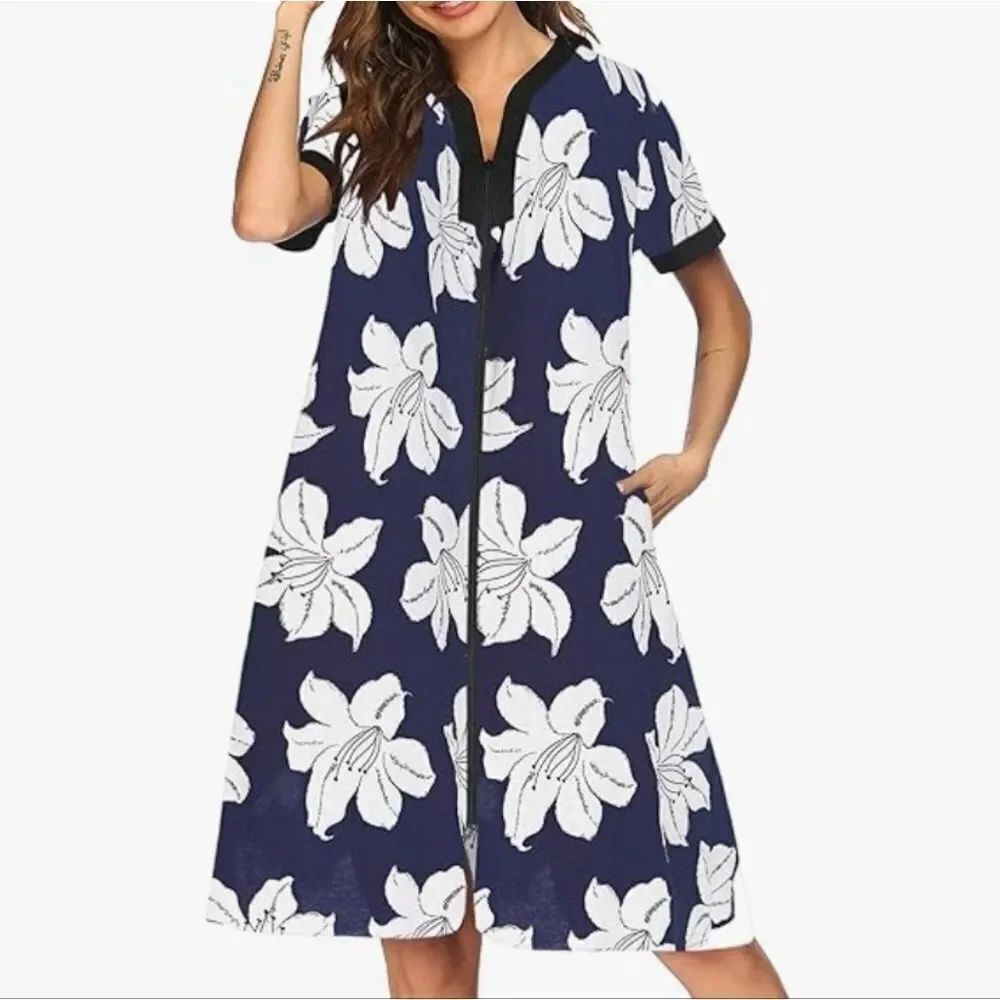 📷🔸️NWT Blue Floral Print Lightweight Zippered Duster Robe Medium
